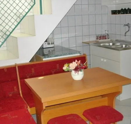 Apartment Balatonkeresztur 1 * Balatonkeresztúr